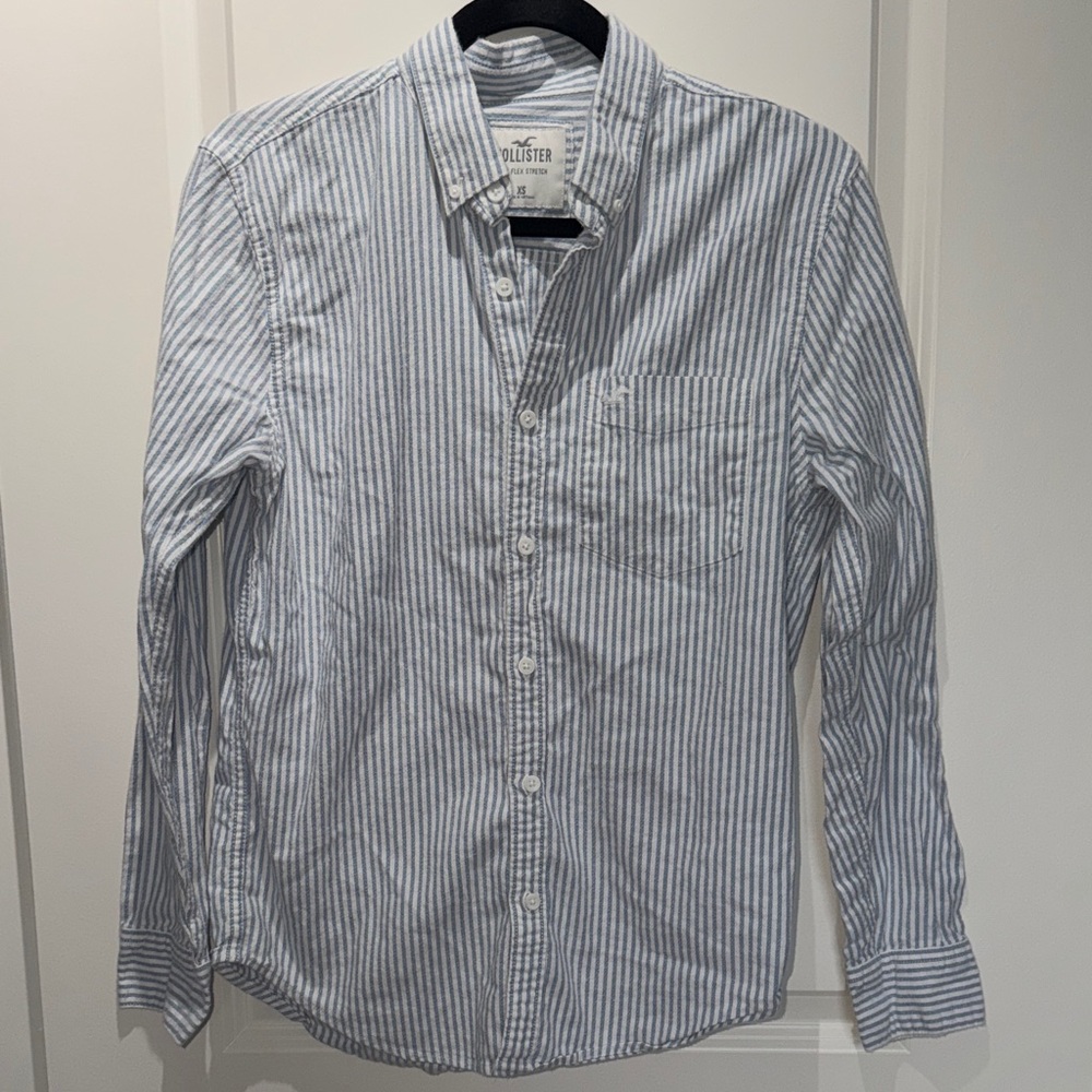 Hollister White and Blue Striped Button up Shirt